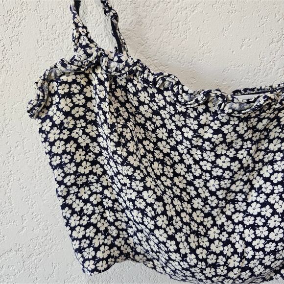 Reformation Coco Crop Top - Picture 3 of 8